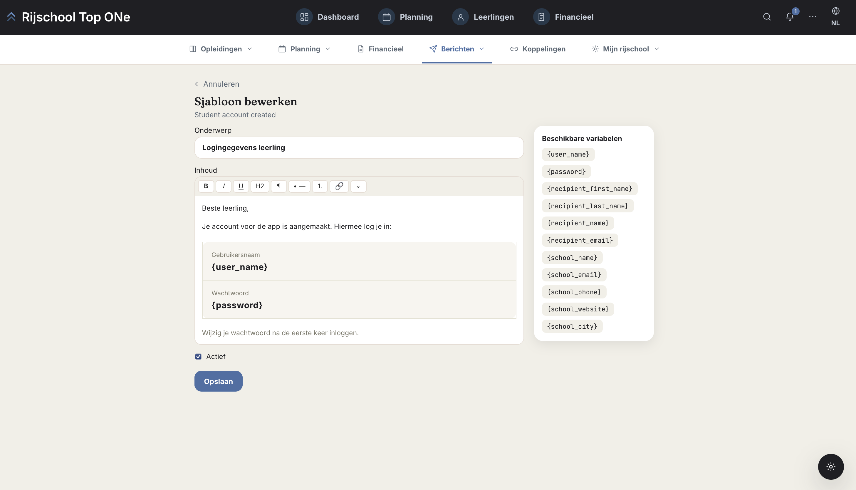 Communicatie met rijleerlingen via e-mail, appmeldingen, lesherinneringen en slimme berichtsjablonen